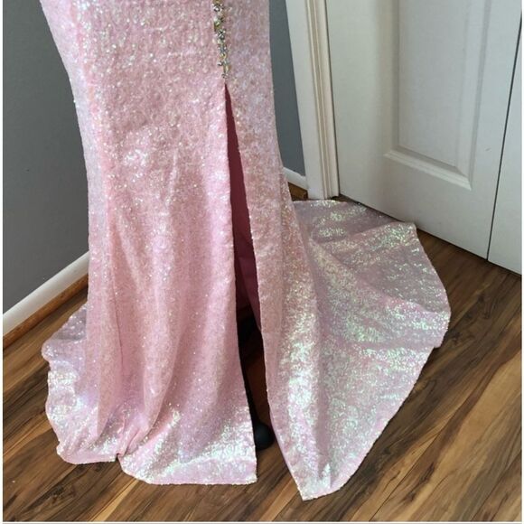 Pink Sequin Gown Size 4 NWT - Picture 8 of 11